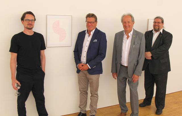 Künstler Bernhard Weber, StR Prof. Helmut Mayer, StR Günter Herz, GR Mag. Klaus Bergmaier