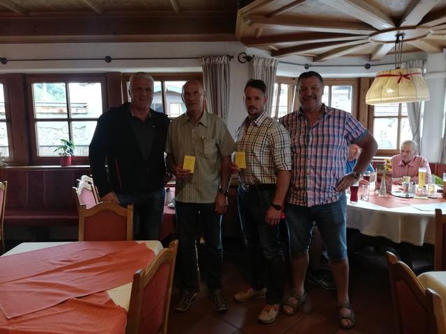 Die Obleute der vier Landesverbände - Hans Bernsteiner (Salzburg), Peter Steiner (Tirol), Hans Schwabl (Bayern) und Gottfried Pichler (Südtirol)