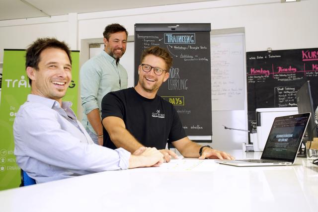 Die Sportwissenschafter Alexander Schaar-Christen, Roland Stegmüller und Bernhard Bayer (v.l.) sind die Gründer des Vereins "OUTWORX – Bewegung & Gesundheit". Sie planen schon intensiv für den Herbst, um trotz Covid-19 gemeinsam mit Salzburgs Lehrlingen wieder voll durchzustarten.