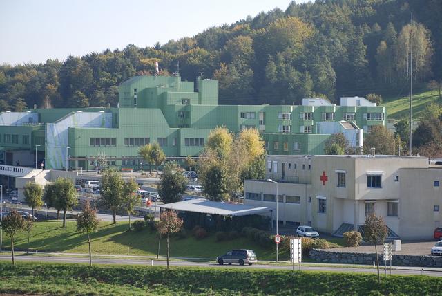 Die Frage nach der Zukunft des chirurgischen Leistungsangebotes im LKH Weststeiermark sorgt in der Region aktuell für Zündstoff.