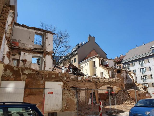Der Abriß Karolinengasse 13 im Juli 2019 | Foto: Peter Markl