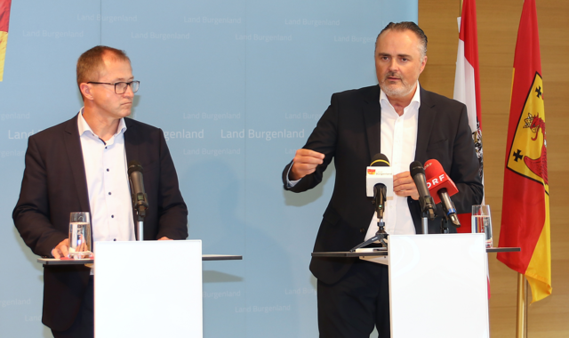 Das Land wird die Betroffenen bestmöglich durch diese Krise begleiten versprechend Landesholding-Geschäftsführer Hans-Peter Rucker und LH Hans Peter Doskozil. | Foto: LMS