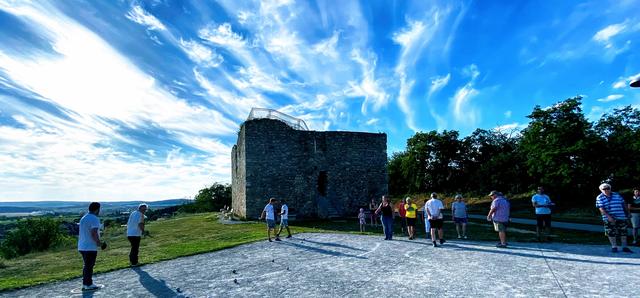 Abendstimmung am Tabor, Pétanque Spiel und Zusammensein (mit Abstand)