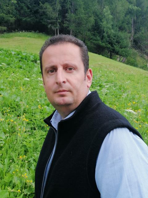 Bernhard Pircher, Obmann der Agrargemeinschaft Alpe Versing, fordert die Entnahme des Problemwolfs.