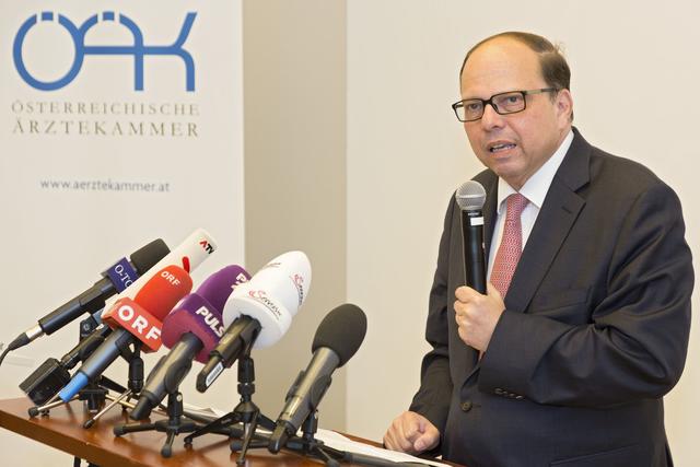 "Wenn es freiwillig nicht geht, muss man es verpflichtend machen, und das möglichst bald“, so der Ärtzekammer-Präsident.  | Foto: ÖÄK/Bernhard Noll