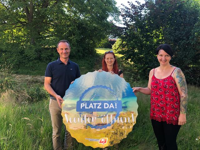 Bundesrat Dominik Reisinger, SJ OÖ-Vorsitzende Nina Andree und Juliane Fuchs, SJ-Vorsitzende in St. Johann am Wimberg. | Foto: SJ OÖ