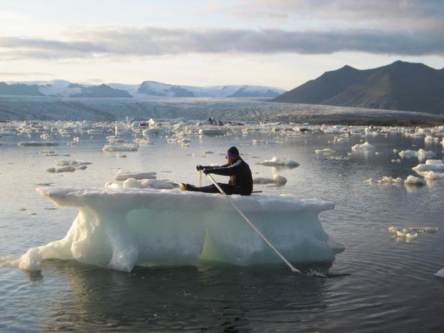 Christian Ruschitzka, L'Effet Papillon, 2008, Mechanische Landschaft, Jökulsarlon, Island (Filmstill), © Christian Ruschitzka (Ausschnitt)