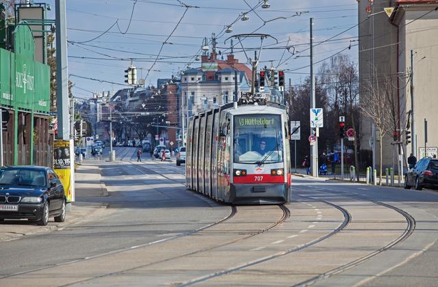 Fahrgäste der Linie 49 erreichen wegen der Gleiserneuerung das Hanusch-Krankenhaus ab Breitensee nur schwer. | Foto: Wiener Linien/M. Helmer