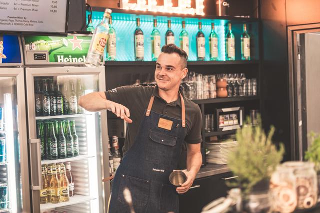 Im Viertel 4 mangelt es nicht an Special-Cocktails, aber auch an alkoholfreien Alternativen mangelt es nicht.