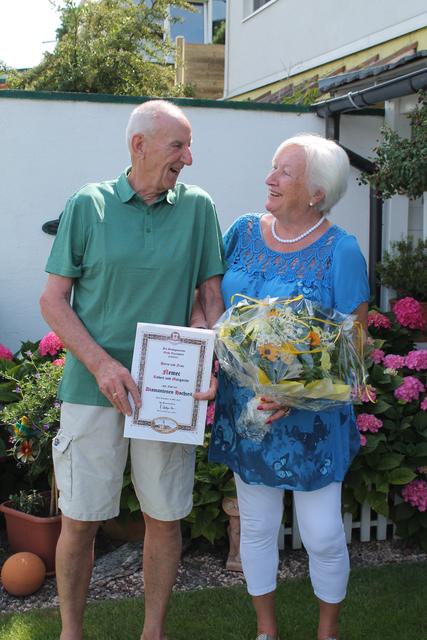 Robert und Margarete Nemec aus Groß-Enzersdorf feiern Diamantene Hochzeit.