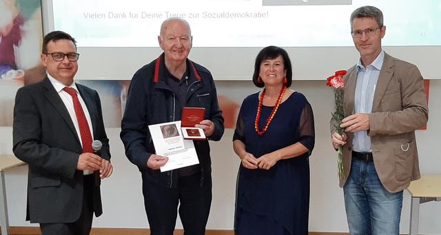 Stadtrat Stefan Maier, Wilhelm Schiller, Landesrätin Birgit Gerstorfer, Landtagsabgeordneter Hermann Krenn (v.l.). | Foto: SPÖ Vöcklabruck