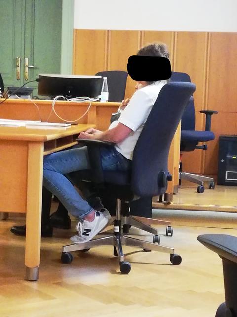 Der vermeintliche Betrüger war vor Gericht eher schweigsam. | Foto: Probst