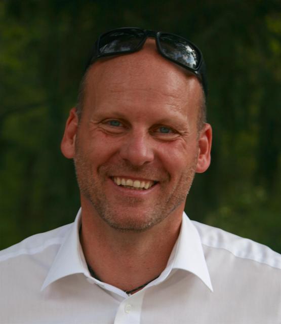 Michael Novotny, Inhaber von "Seiser Toni", freut sich darauf, Sie bald als Gast begrüßen zu dürfen.
