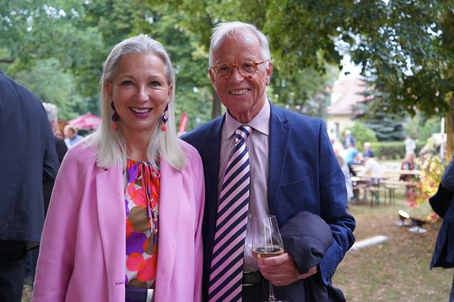 Die zauberhafte Martina Fasslabend und Dr. Werner Fasslabend. | Foto: Andrea Glatzer