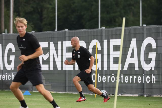 Lukas Grgic (r.) kehrt nach Hause zurück.
