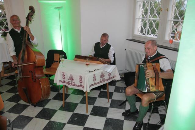 Musikalisch umrahmt wurde die Sitzung vom Volksmusiktrio Stainz