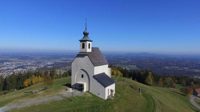 Die Wolfgangi Kirche war Schauplatz für den ökumenischen Gottesdienst mit Pfarrerin Sabine Maurer.