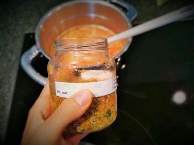 leicht gewürzt mit selbstgemachter Suppenwürze | Foto: Katrin Ebetshuber