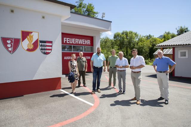 Lokalaugenschein im Granitztal: Amtsleiterin Alexandra Lipovsek, Willi Freitag, FF-Kommandant Markus Schober, Gemeinderat Alexander Krobath, Bürgermeister Hermann Primus, LR Martin Gruber und Gemeinderat Karl Schwabe (von links) | Foto: LR Gruber/Taltavull