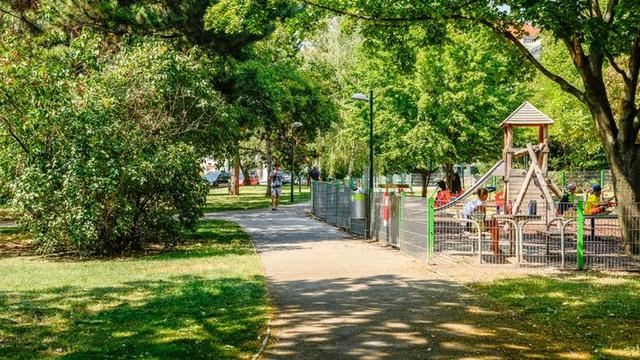 Penzing verändert sich: Der Ludwig-Zatzka-Park wird komplett umgestaltet, in unmittelbarer Nähe entsteht ein neues Wohngrätzel.