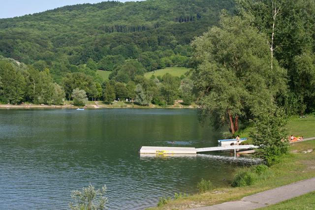 Der Pleschinger See ist ebenfalls ein beliebtes Naherholungsgebiet der Linzer.