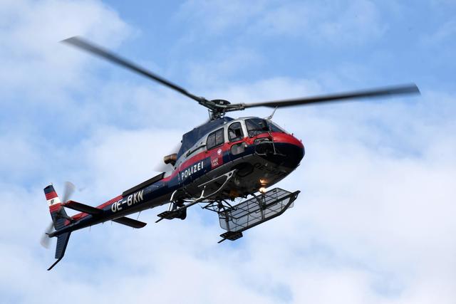Der Hubschrauber des BMI kam bei der Suche zum Einsatz.