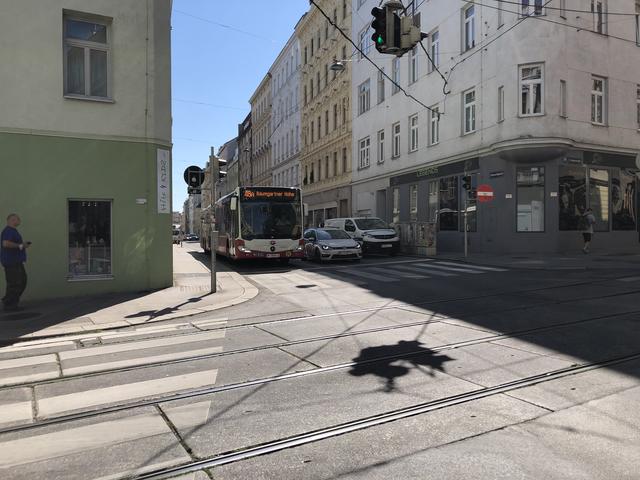 Gerhard Pfeiffer will die Busspur in der Neustiftgasse für den Individualverkehr freigeben.