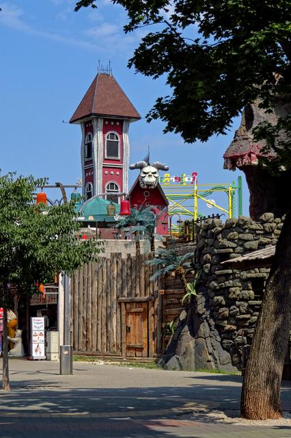 Gleich neben dem Totenkopf-Felsen