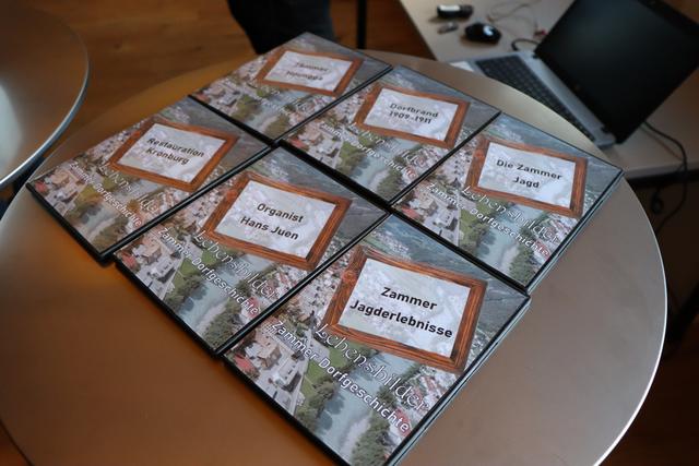 Die Interviews werden auf der Gemeindehomepage veröffentlicht. Zum Verschenken gibt es sie auch auf DVD bzw. USB-Stick.