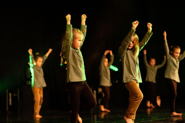Die "Dance Industry" bietet Sommer-Dance-Camps an, Motto: Der Sommer deines Lebens".
