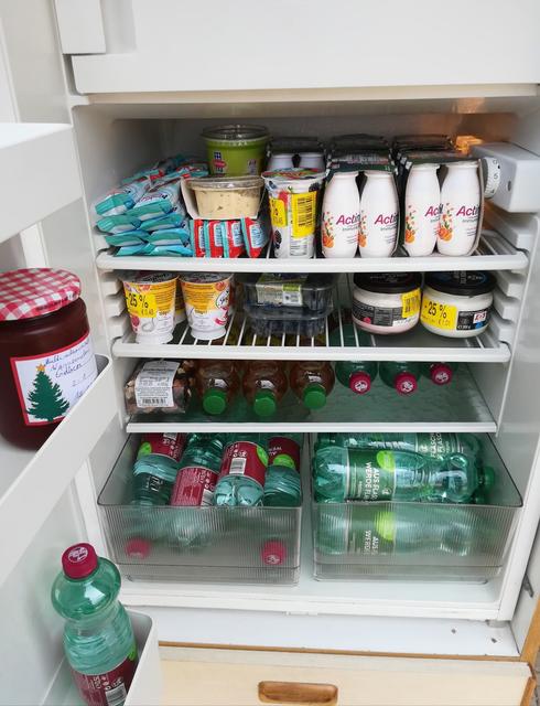Der gut gefüllte Kühlschrank ...