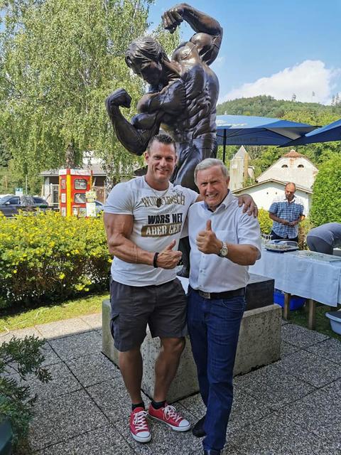 Auch Klaus Drescher (l.) wurde von Peter Urdl nach Thal zur Geburtstagsparty eingeladen. | Foto: Peter Urdl