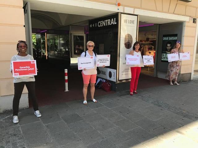 Um auf den Equal Pension Day aufmerksam zu machen, führten die SPÖ Frauen am 30. Juli 2020 eine Straßenaktion durch.