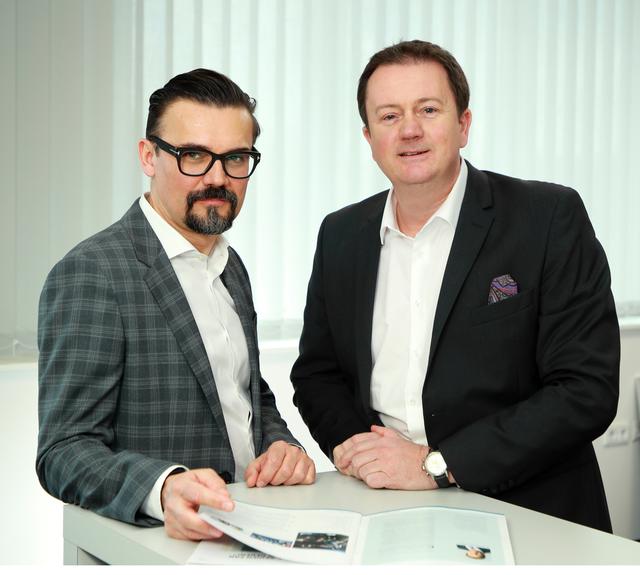 Roland Fürst (links) und Hemut Herzog, Geschäftsführer von Hofmann Personal Österreich, können auf ein erfolgreiches Wirtschaftsjahr 2019 zurückblicken und sehen das Unternehmen für den Re-Start gut gerüstet.
 | Foto: Hofmann