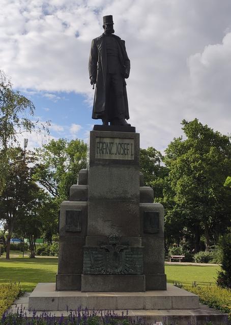 Kaiser-Denkmal mit Bronzeabguss | Foto: Kreska