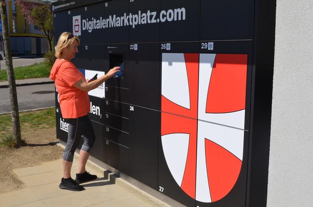 Der digitale Marktplatz in St. Florian ermöglicht es, regionale Produkte kontaktlos und zu jeder Uhrzeit abzuholen. | Foto: Lehmann