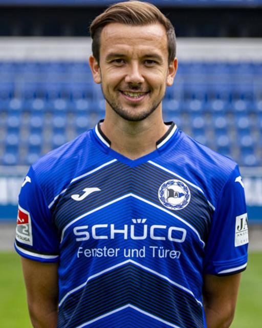 Manuel Prietl wurde vom Fach-Magazin "Kicker" zum besten defensiven Mittelfeldspieler der 2. Deutschen Bundesliga gewählt. | Foto: Arminia Bielefeld