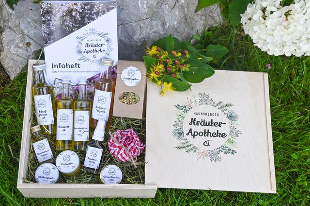 Die Haunsberger Kräuterapotheke im Holzkisterl.