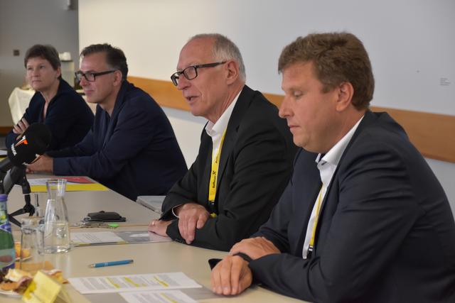 Mit an Boot die Uni Innsbruck mit dem Institut für Intfrastrktur und Professorin Sabine Robra und die Wiener Agentur BauKarussell begleitet das Projekt unter der Führung von Architekt Thomas Romm