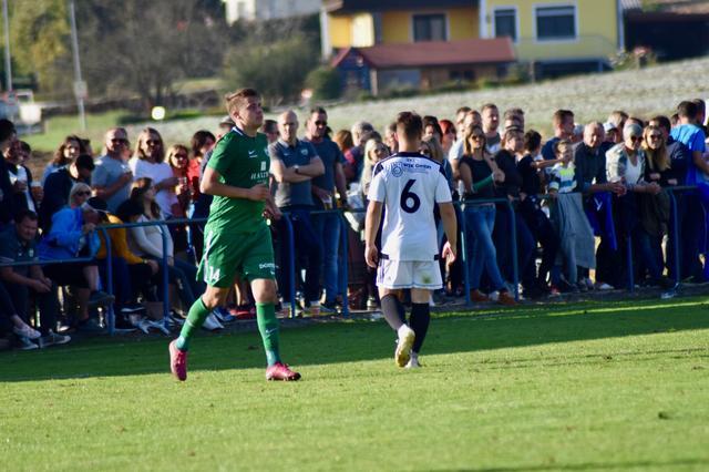 Groß St. Florian, Bad Schwanberg und vier weitere Teams spielen am Wochenende auf der TUS-Sportanlage. | Foto: Michl