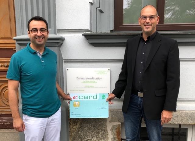Dr. Same-Bogdan Sallam mit ÖGK-Kundenservice-Leiter David Pollak.