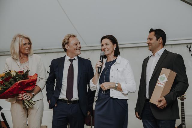 OX-Betreiber Petra & Thomas Altendorfer, Abgeordnete zum NÖ Landtag Doris Schmidl,
OX St.Pölten-GF Thomas Höglhammer