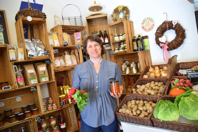 Im eigenen Ort anbauen, verarbeiten und verkaufen – für Sonja Bergler der Inbegriff von Nachhaltigkeit. | Foto: Sandra Schütz