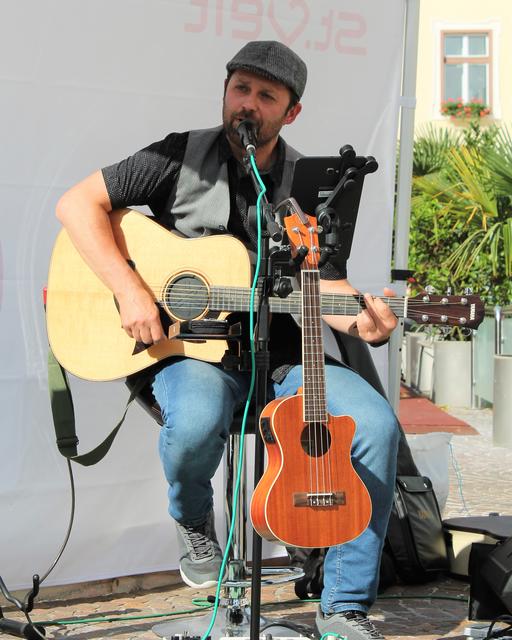 Rudi Lechner spielt ebenfalls in der Innenstadt. | Foto: Stadt St. Veit