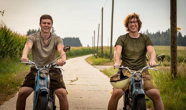 Den Film "Ausgrissn! In der Lederhosen nach Las Vegas" zeigt Star Movie ab Donnerstag, 13. August 2020 in seinen Kinos. | Foto: 2020 Luna Filmverleih