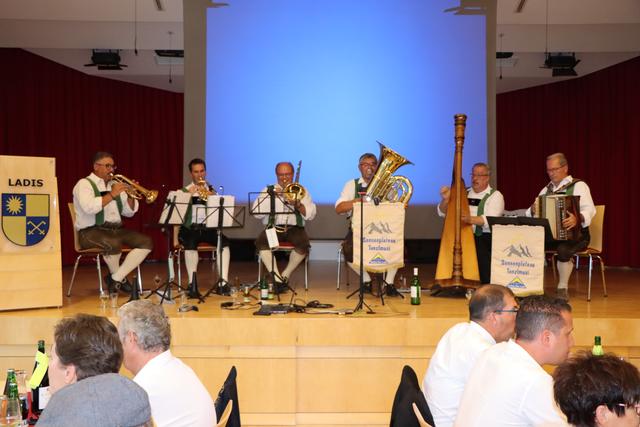 Sonnenplateau Tanzlmusi sorgte für die passende musikalische Umrahmung. | Foto: Othmar Kolp