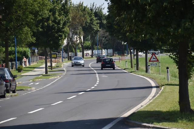 Die südliche Ortseinfahrt an der Bundesstraße 57, die Herrengasse und die Einbahn durch die Grazer Straße werden bis Ende August erneuert. | Foto: Martin Wurglits