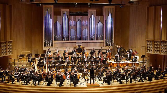 Das Linzer Landestheater hat jetzt vier Auszeichnungen beim Österreichischen Musiktheaterpreis erhalten. Darunter ist das Bruckner Orchester Linz.
