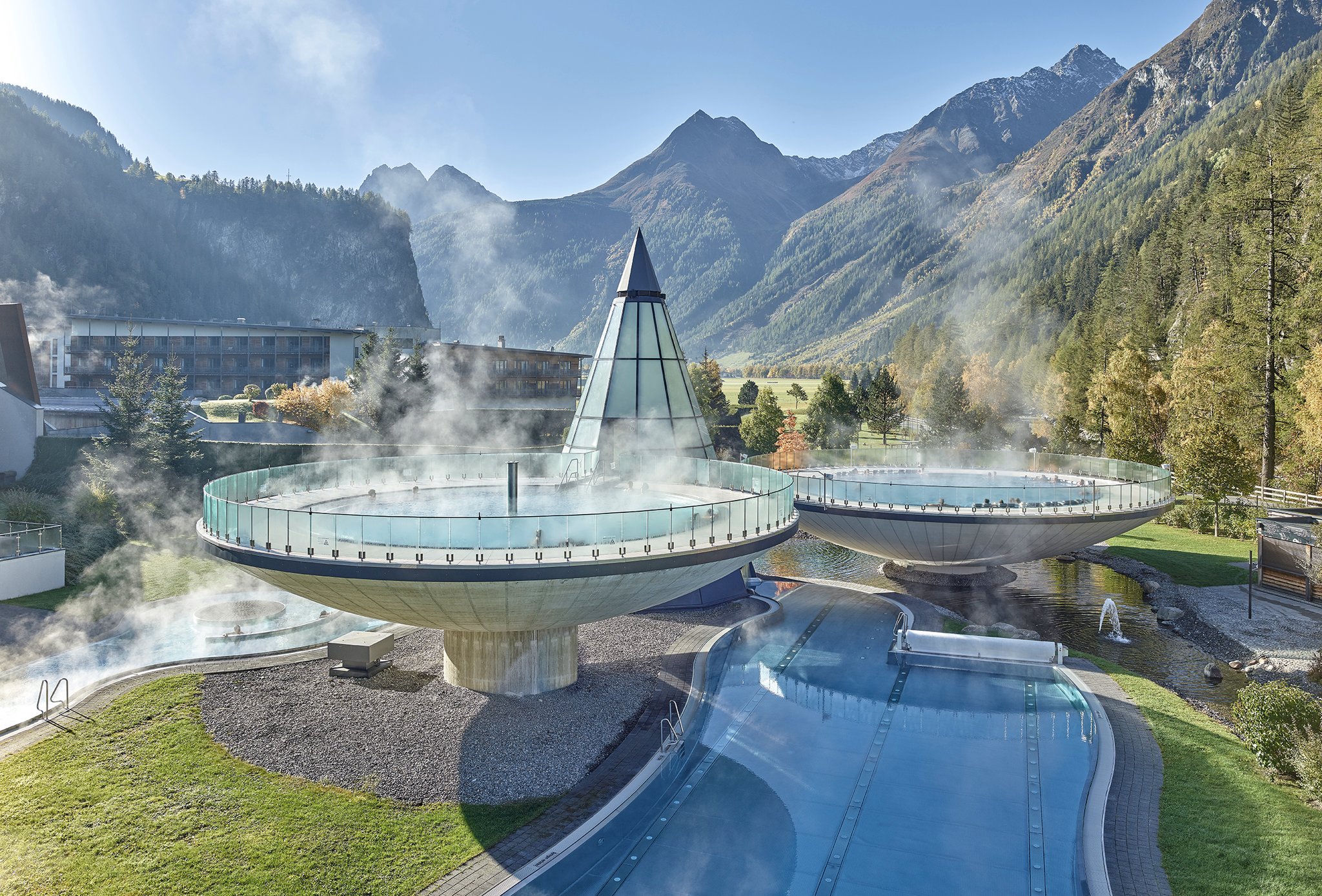 AQUA DOME Tirol Therme L ngenfeld Aufbl hen Im AQUA DOME Das tztal 