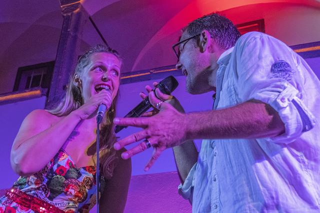 Barbara Hell und Jacky Hanzhanz.